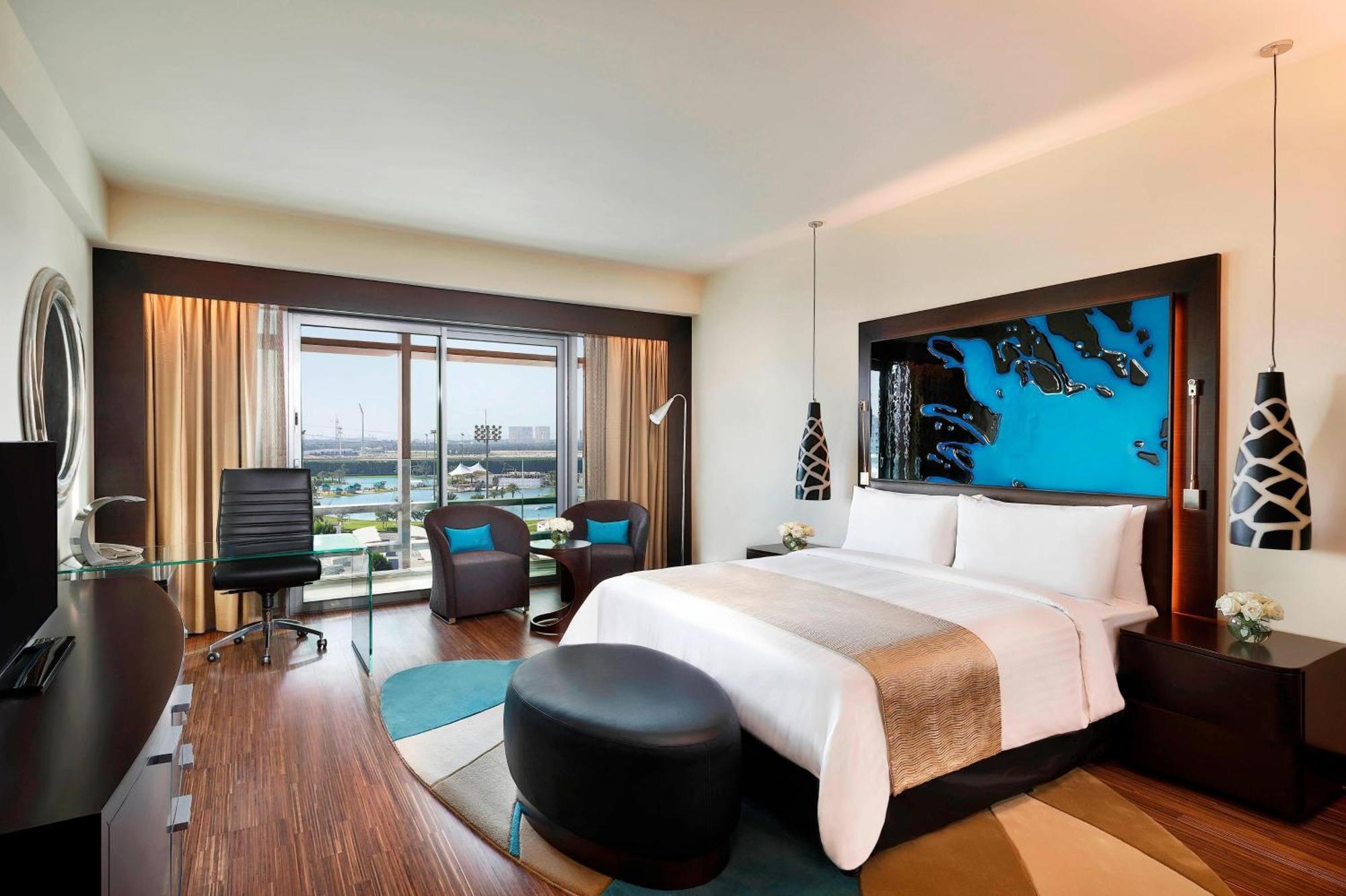 Marriott Hotel Al Forsan, Abu Dhabi Exterior photo Deluxe Room